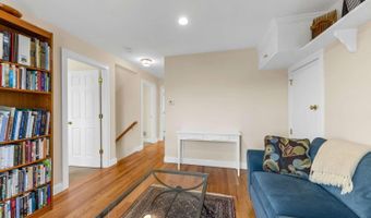 110 Commerce Rd, Barnstable, MA 02630