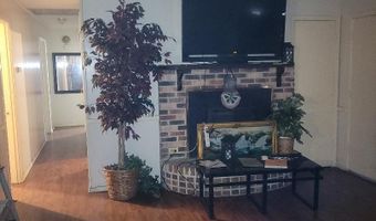 605 S COX St, Bastrop, LA 71220