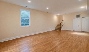 7313 BYRNELEY Ln, Annandale, VA 22003