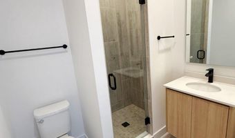33 LOWER SERVICE Ct NW, Washington, DC 20001