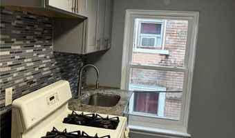 412 Oak St 1, Allentown, PA 18102