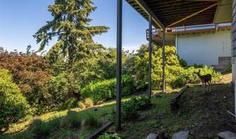 224 Forest Ln, Bellingham, WA 98225