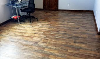 900 N Lake Rd, Carlsbad, NM 88220
