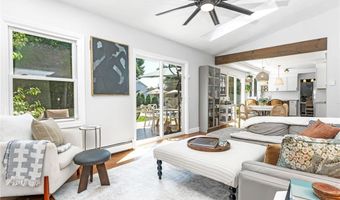 9 Kiki Cir, Cranston, RI 02921