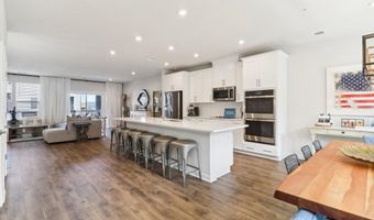 44501 WOLFHOUND Sq, Ashburn, VA 20147