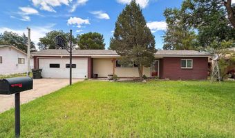 1504 S Country Club Cir, Carlsbad, NM 88220