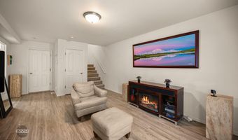 1532 Moss Creek Ave, Anchorage, AK 99507