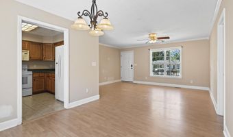 568 Rosedale Dr, Aynor, SC 29511