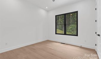 761 Weston Rd, Arden, NC 28704