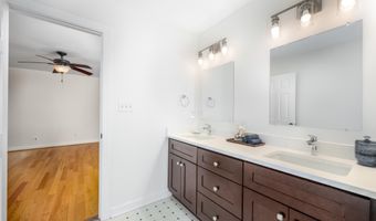 407 Maple Creek Ct, Apex, NC 27502