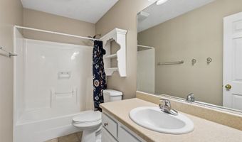 3105 NE Huntington Ln, Ankeny, IA 50021