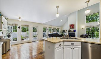 2700 Meadow Creek Way, Arcata, CA 95521