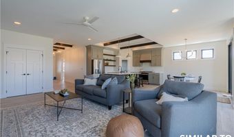 4286 3rd Avenue Ct SE, Altoona, IA 50009