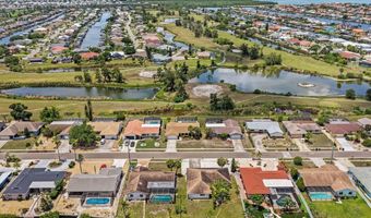 736 FLAMINGO Dr, Apollo Beach, FL 33572