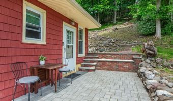 4 Warren St, Bayonne, NJ 07035