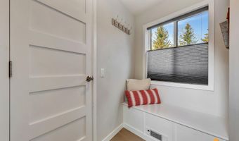 2000 Solstice Cir, Anchorage, AK 99503