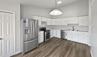 491 Westview Dr, Bargersville, IN 46106