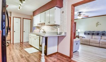 3401 Shomo Dr, Ashtabula, OH 44004