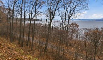 53 Northshore Dr, Burlington, VT 05408