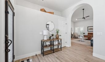 640 N ALDER Dr, Chandler, AZ 85226