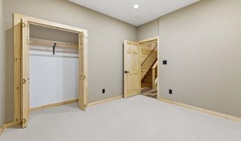 67 KNIGHT Dr, Basye, VA 22810