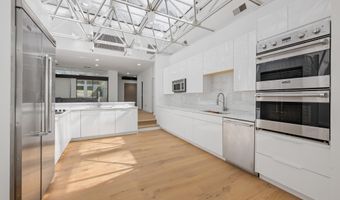 11915 GLEN Ml, Potomac, MD 20854