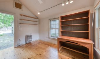 80 W Main St, Chester, CT 06412