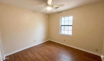 6 Oakwood Dr, Beaufort, SC 29907