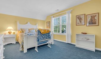 9 Hingham Ln, Barnegat, NJ 08005