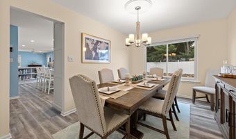15 Brentwood Dr, Bayville, NJ 08721