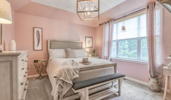 332 Hawthorne Ln, Barnegat, NJ 08005