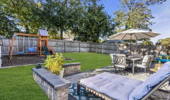 808 Beach Ave, Beachwood, NJ 08722