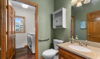 512 W ROLLING MEADOWS Ln, Appleton, WI 54913