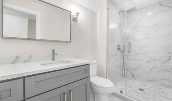 162 Clearcreek Dr, Boiling Springs, SC 29316