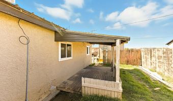 911 Impala Dr, Belen, NM 87002