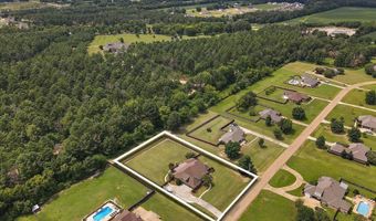 216 Meadowlands Dr, Brandon, MS 39047
