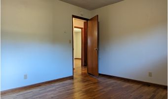 916 HARRISON St, Oregon City, OR 97045
