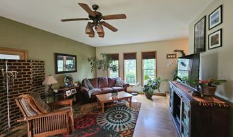 1157 E Dade 186, Ash Grove, MO 65604