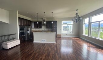 1226 Northpointe Bluff Dr, Anchorage, AK 99501