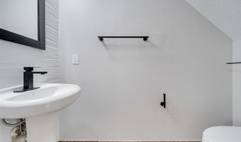 200 STERLING SPRINGS Ln, Altamonte Springs, FL 32714