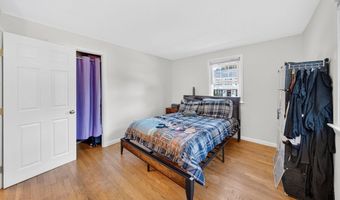 27 High St, Bellingham, MA 02019