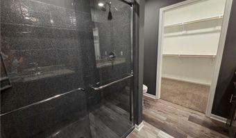 618 N Bates St, Adrian, MO 64720