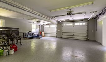 112 John Hand Dr, Coventry, CT 06238