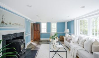 175 Windward Walk, North Kingstown, RI 02852