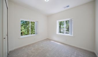 2472 Hawks Ave 2, Ann Arbor, MI 48108