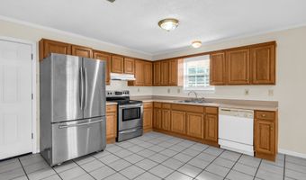 105 Bouslog St, Bay St. Louis, MS 39520