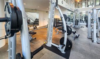 3131 NE 188th St 1-1212, Aventura, FL 33180