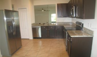 599 AUTUMN STREAM Dr, Auburndale, FL 33823