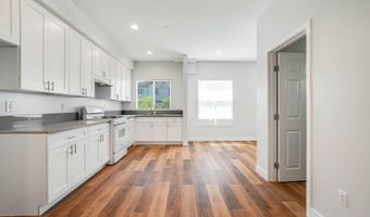 300 E Alhambra Rd D, Alhambra, CA 91801