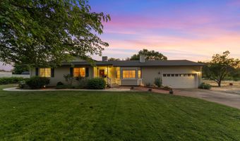 6766 Drake Dr, Anderson, CA 96007